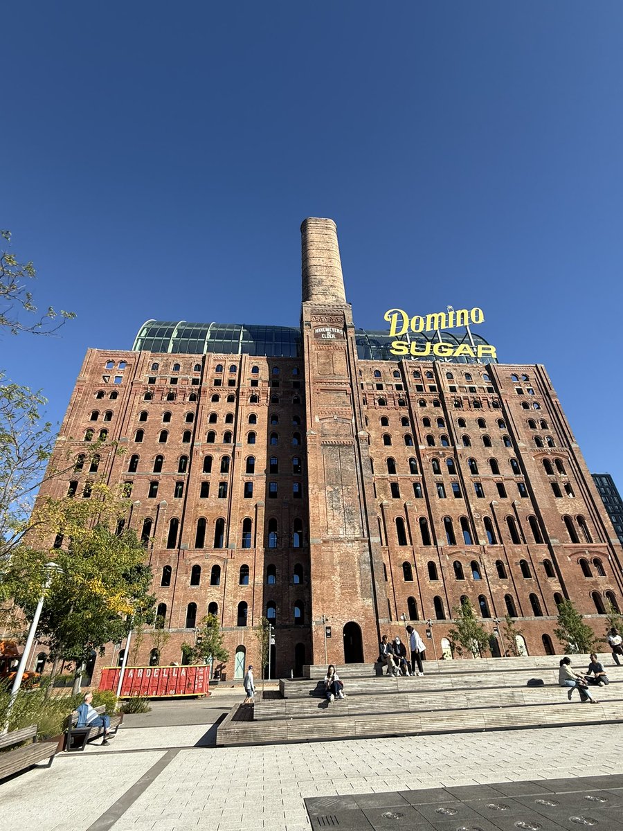 patcronin356's tweet photo. First time to Williamsburg https://t.co/kWcmT13IMZ