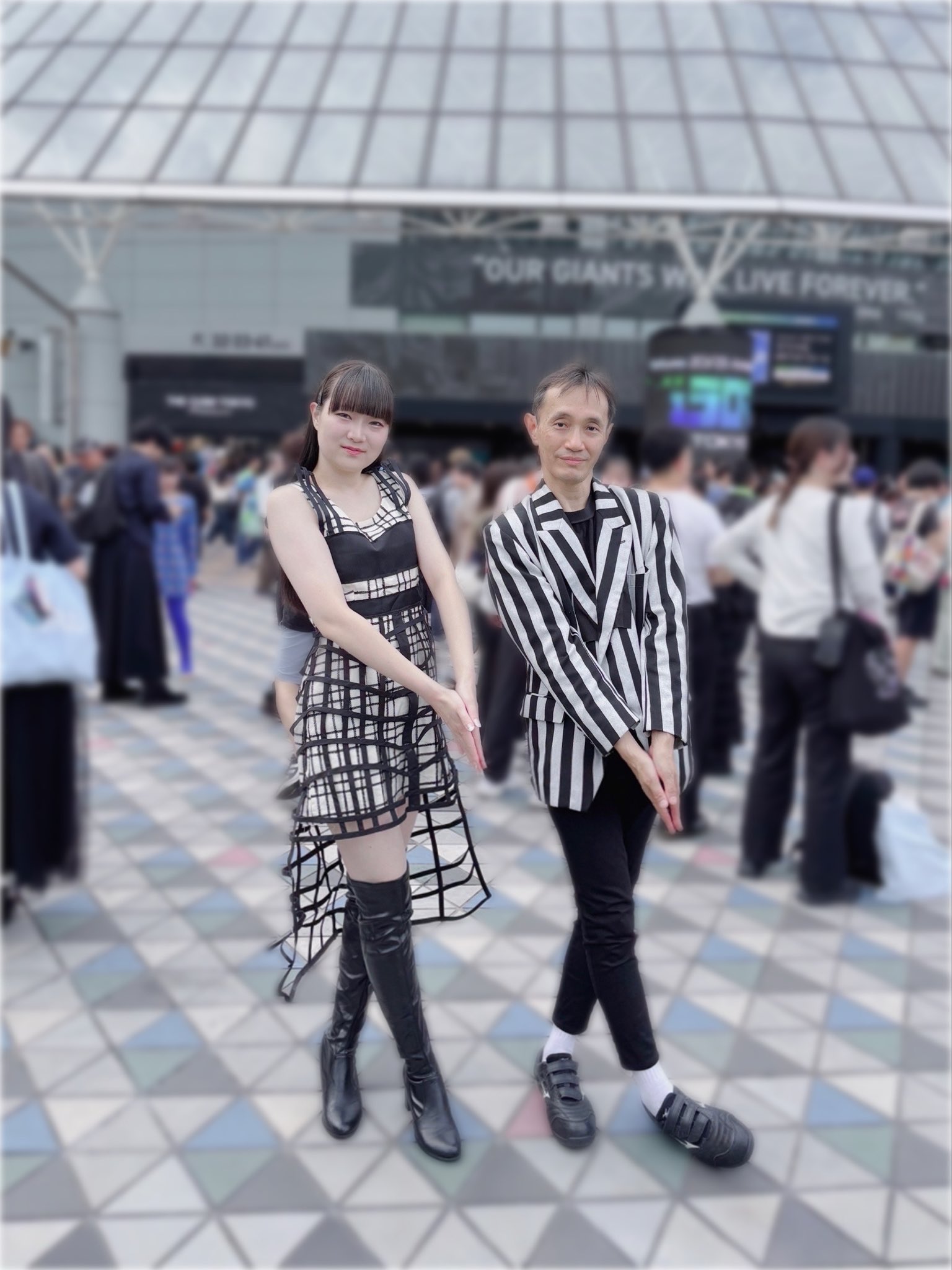 BEE （びー） (@BEE8888888) / X