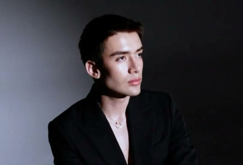 neolesath tweet media