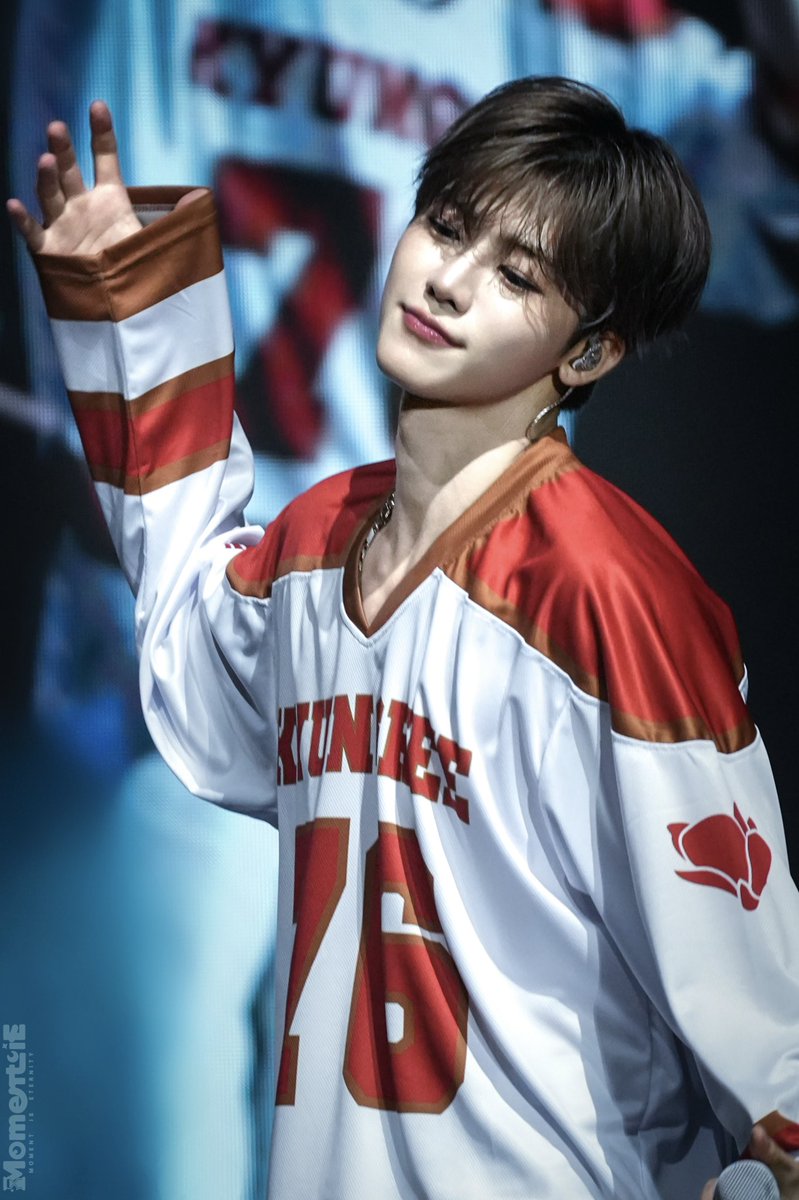 Moment_IsE's tweet photo. 251001 경희대축제
#재민 #JAEMIN #罗渽民 #엔시티드림 #NCTDREAM https://t.co/JYnamlmPMx
