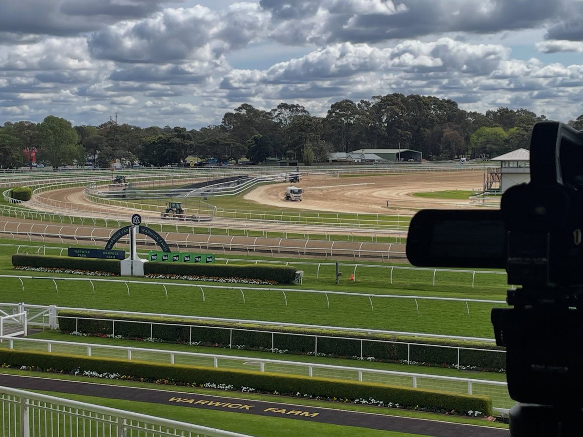 epsom80's tweet photo. When buying a horse you check:
X-rays ✅
Scope ✅
So why wouldn’t you check:
Cardio
Biomechanics
Stride Length
The more you know about a horse the better decision you can make when it comes to purchasing!
Get in touch and get ahead of the competition!! #metricsequine #data https://t.co/DHjs4gG9CT