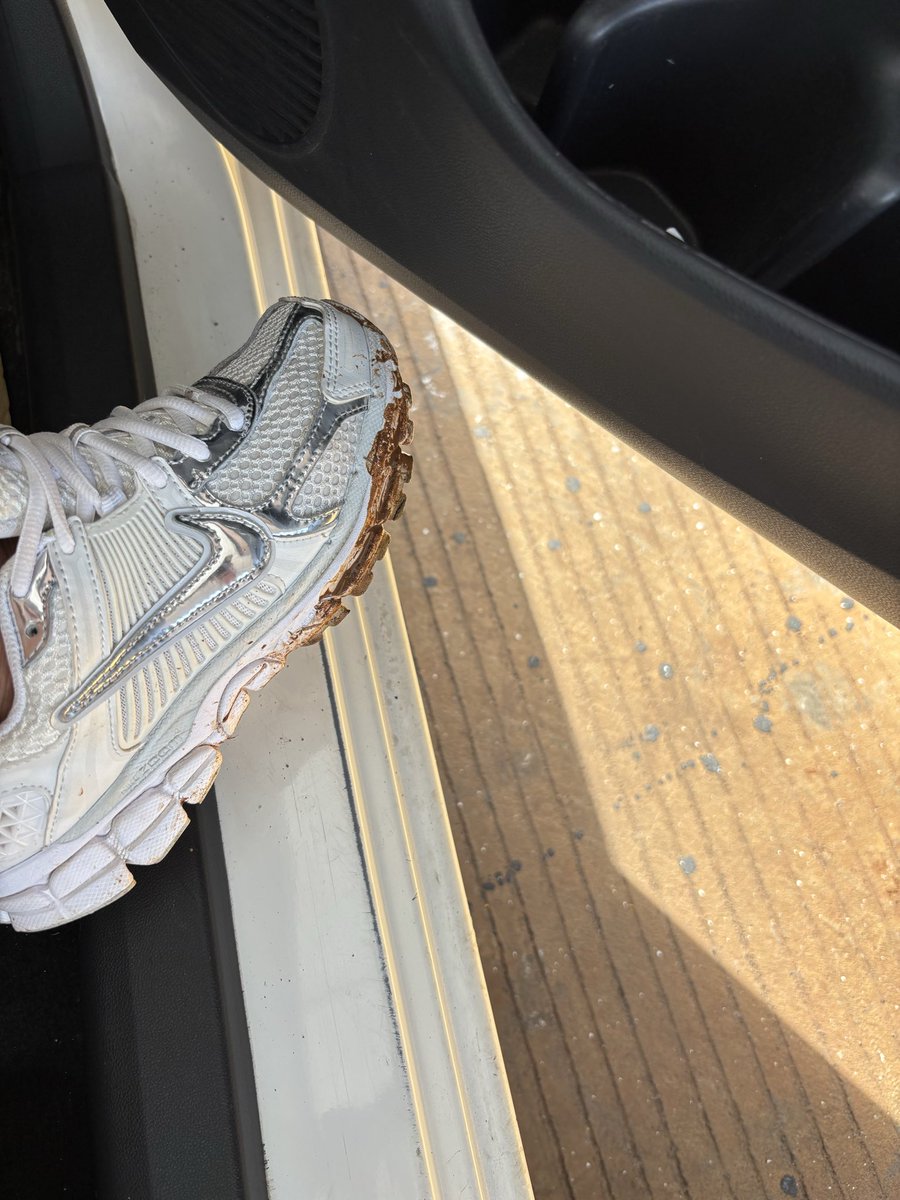 salah make sepatu ini mah