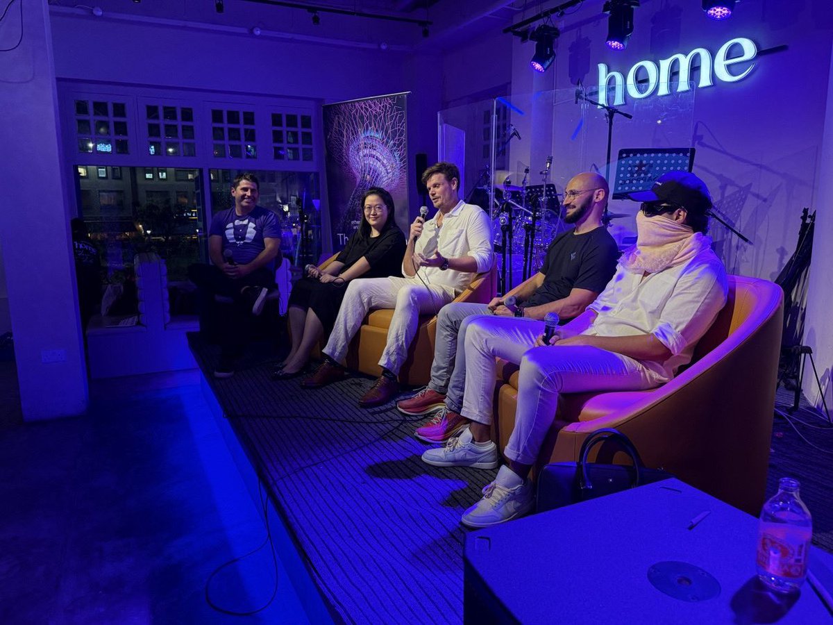 ether_fi's tweet image. Amazing turnout for our event last night, with over 500 people attending!

Thanks to everyone who attended and all of our partners.

We were blown away by the interest in our Live Analyst Call and ether.fi fundamentals! ❤️📈📈