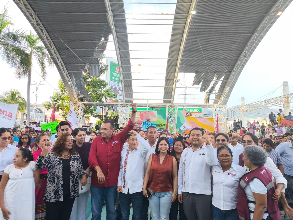 #SociedadAcapulco 
<a href="/PartidoMorenaMx/">Morena</a> celebra en #Guerrero 7 años de la Cuarta Transformación y un año de <a href="/Claudiashein/">Claudia Sheinbaum Pardo</a> en la Presidencia
Nota completa:

m.facebook.com/story.php?stor…

<a href="/YoloczinDomSer/">YoloczinDominguez</a>
<a href="/YoloczinDom/">Yoloczin Domínguez Serna</a>