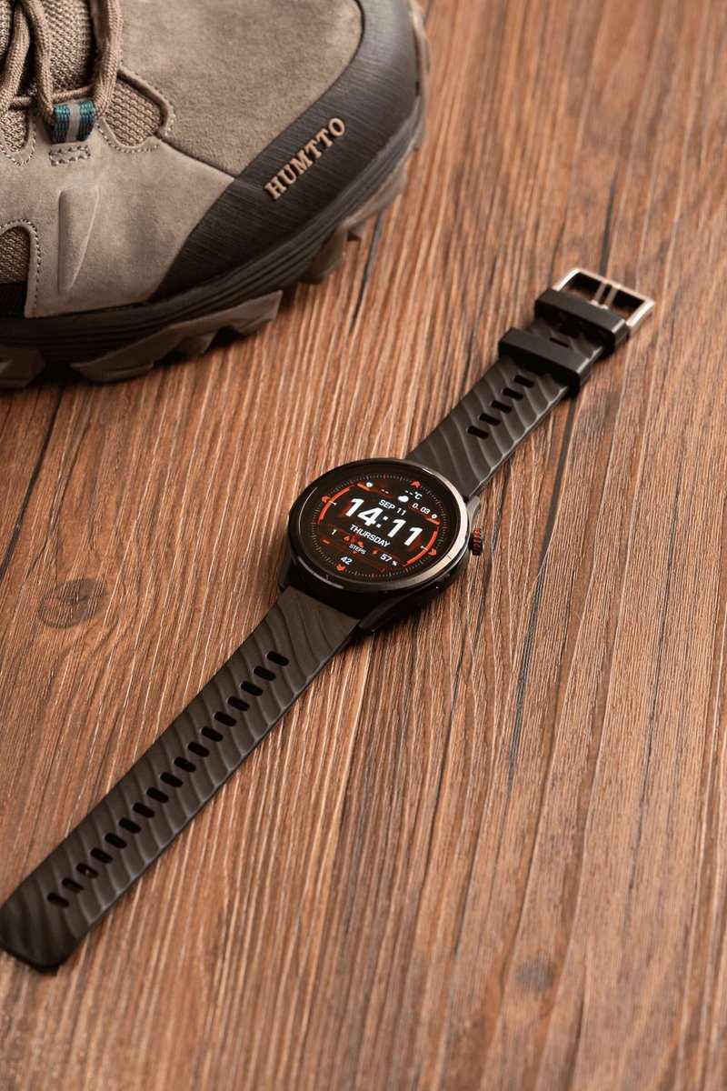 kospet_official's tweet photo. ✨ Indoor vibes or trail time?

MAGIC Series moves with you — from your living room to the mountains.

💬 Which one fits your weekend plans?

#KOSPET #MAGICSeries #Smartwatch #MagicMovesWithYou #EveryMoveCounts https://t.co/bZNoOATGbe