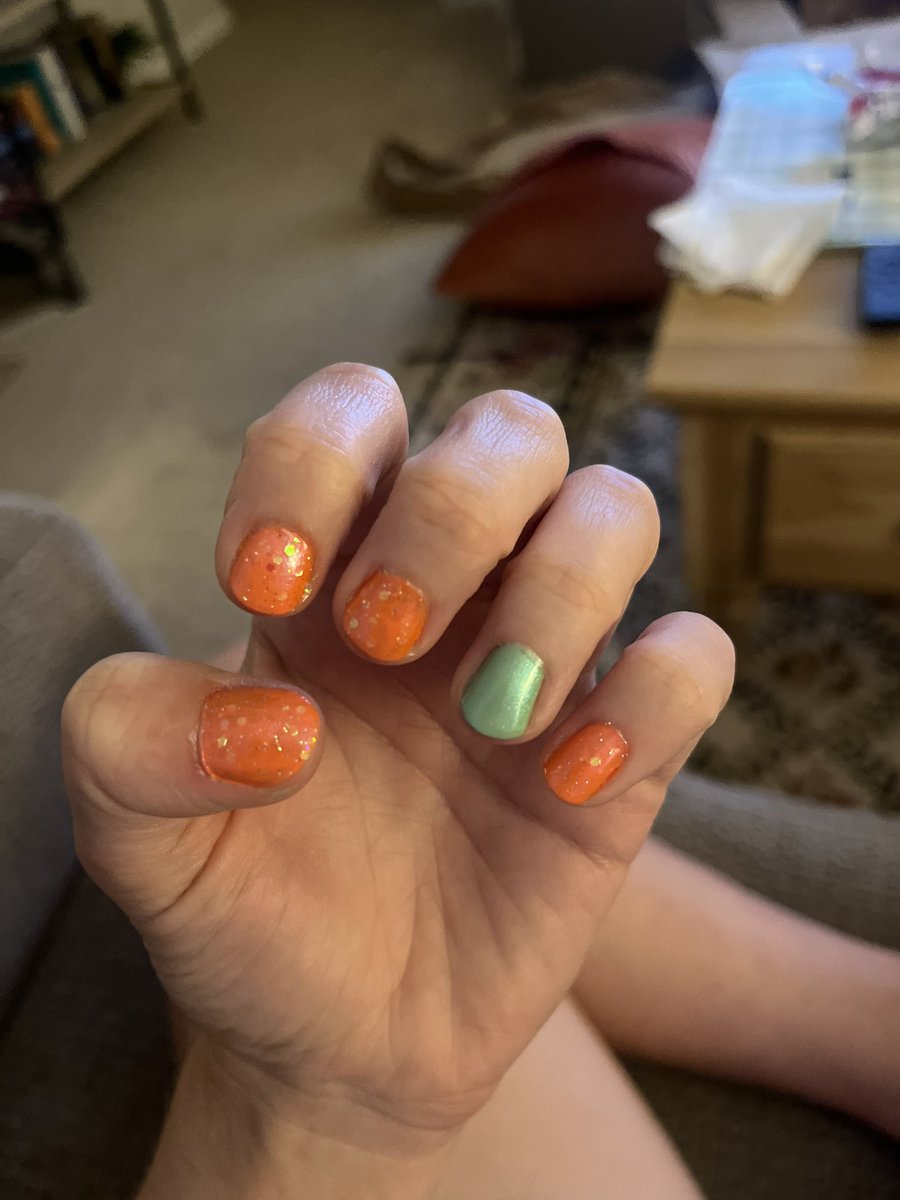 Sara Sabulsky tweet media