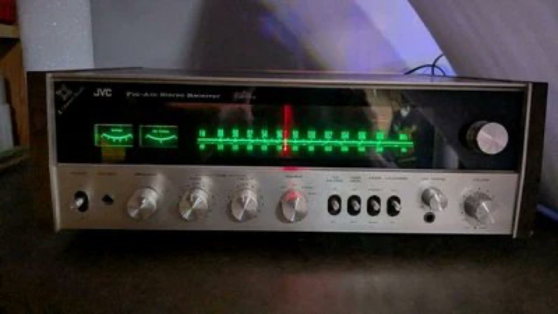 Mikehomeseller's tweet image. Which vintage receiver is your favorite from below?

#mikesquestions