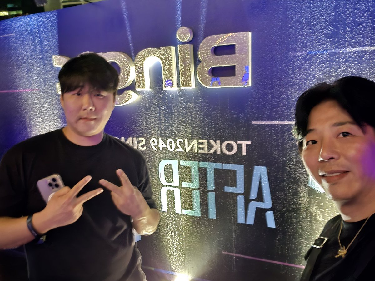 JohnBaek tweet media