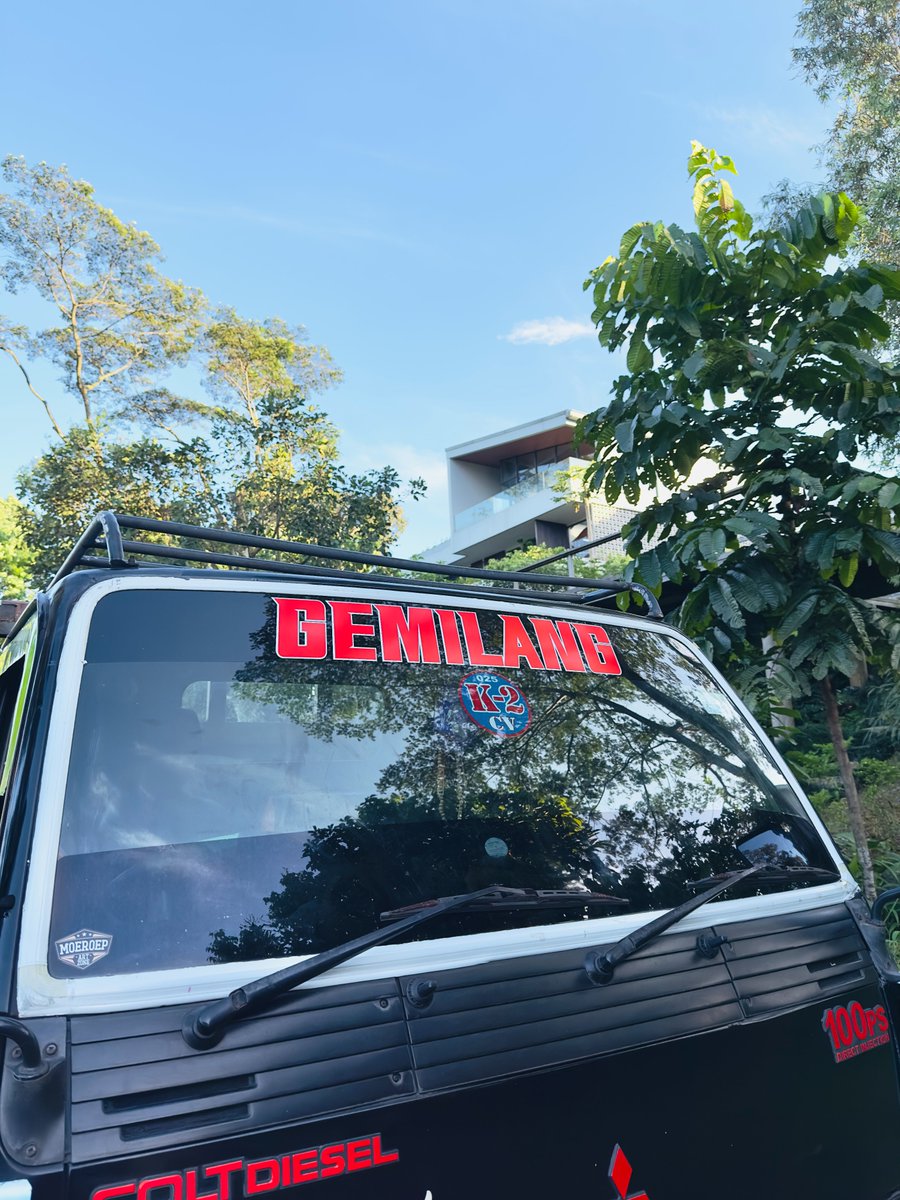 OTW A, Pake Gemilang Tour &amp; Travel Co.