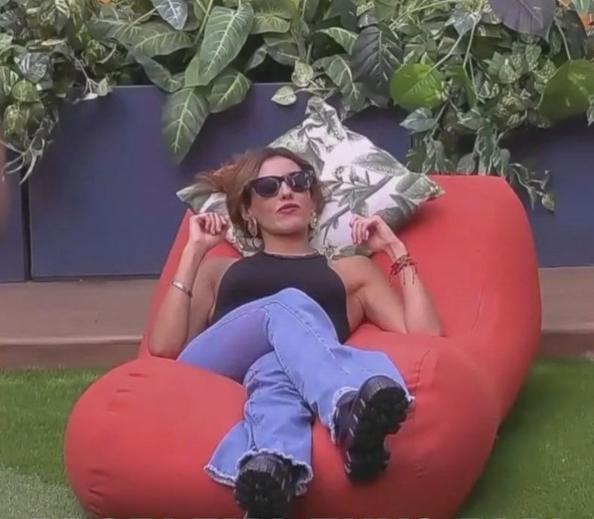 j_ppp_09's tweet photo. hoy la patrona se queda! ❤️👑🐺

#MarArrasaALaFinal
#MarConFlowALaFinal 😎
#MARSEQUEDA https://t.co/bLWcrLzETD
