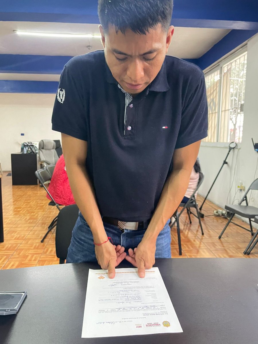 insistemx's tweet photo. 📌 Cada día más compañeros se suman a nuestras siglas.
Esto es la prueba del trabajo firme que realizamos en defensa de los derechos laborales.

⚖️ INSISTE persiste y resiste 💪
#INSISTE #UnidadMagisterial #DerechosLaborales https://t.co/olRpIZBI6r