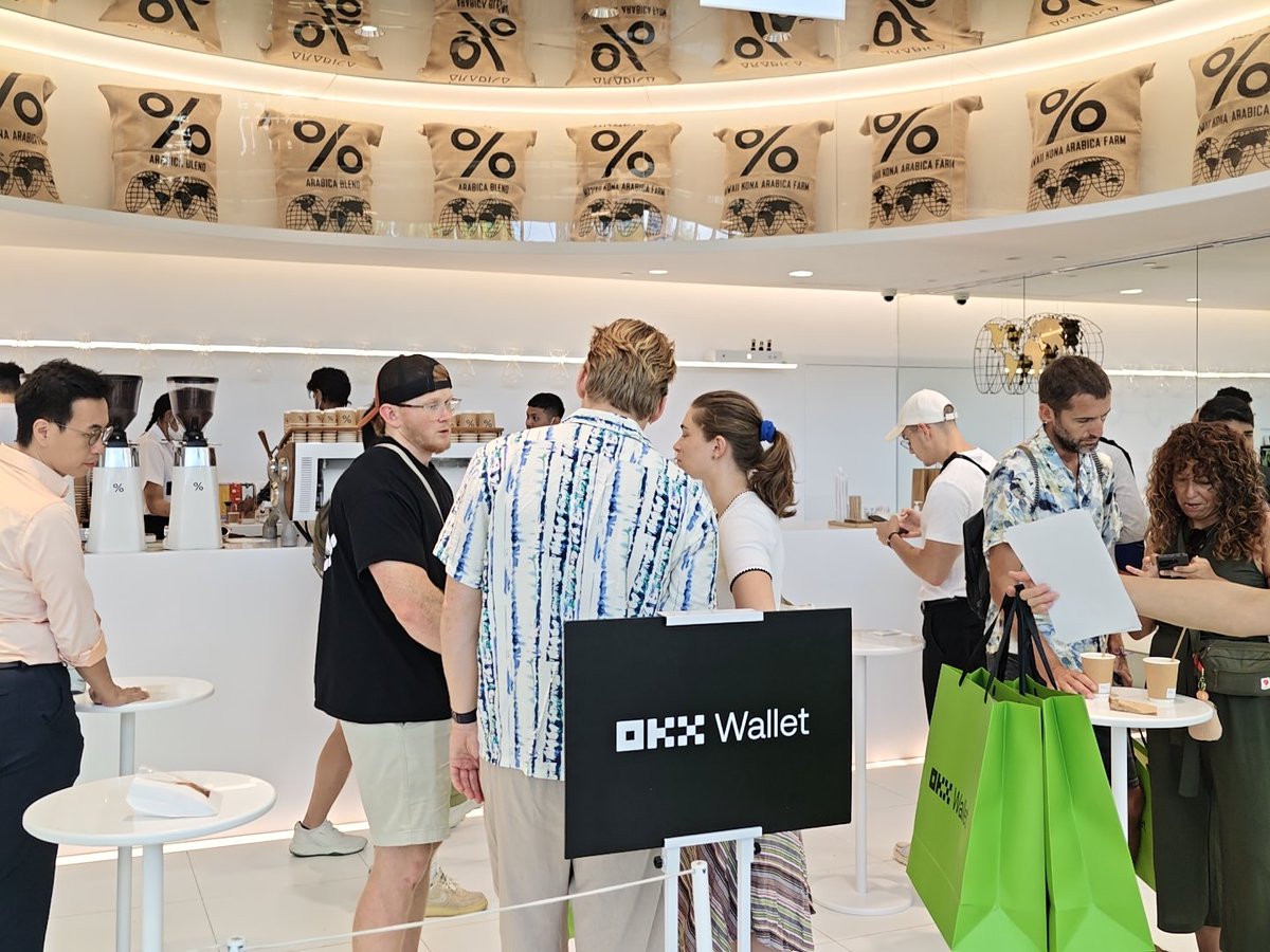 BtcToken2049's tweet photo. OKX Free coffe!@okxchinese https://t.co/QmiFbJ6JVZ