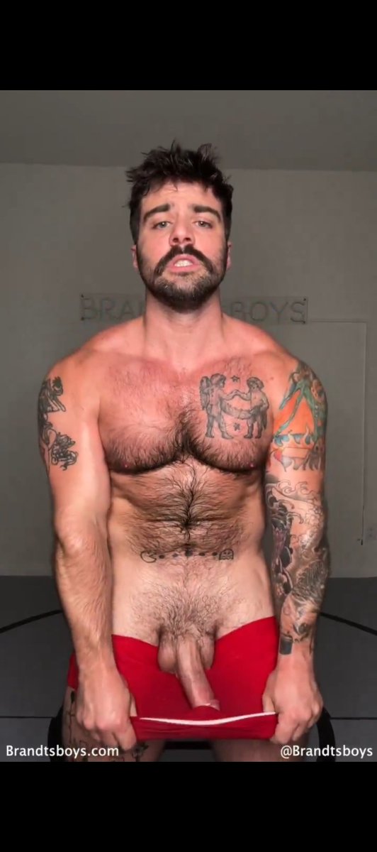 obriannnn's tweet photo. @JordanxBrandt when he pull his pants down🥵 https://t.co/hzx7eOmFg7