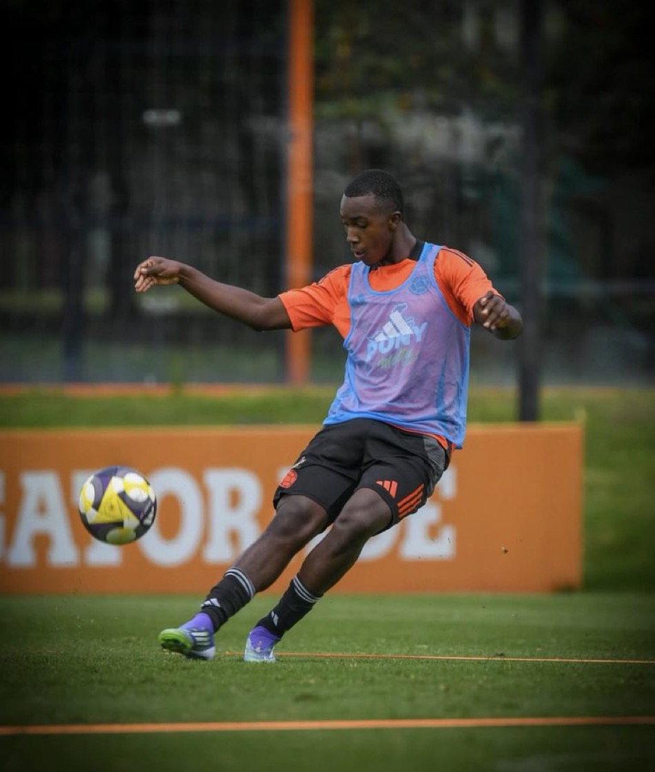 SimplyUtd tweet media