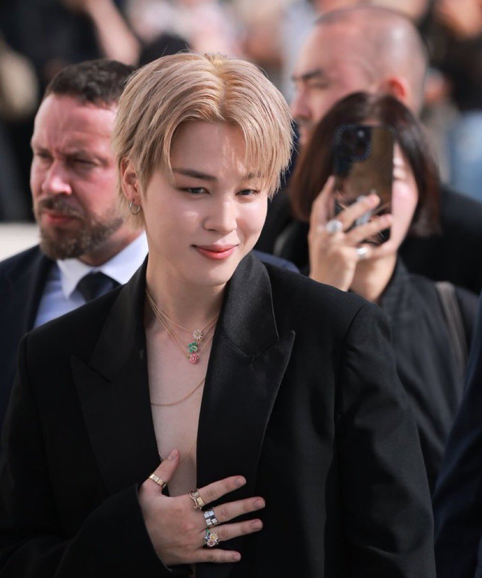 tan⁷🌻 tweet media