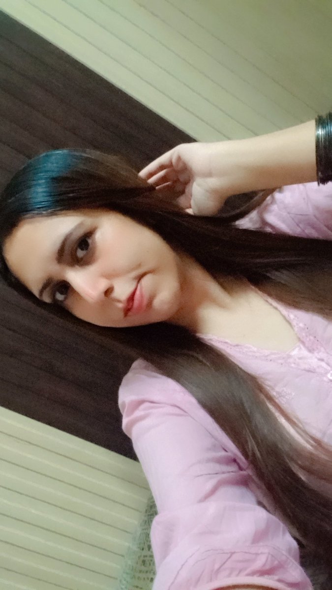 MalhotraKunika's tweet image. My journey from school to SDE2

School -&amp;gt;scored nearly 70%
College -&amp;gt; 7.8 cgpa (not even 8)
20 internships (with proofs)
Walmart-&amp;gt;Microsoft-&amp;gt;Amazon (currently)
Plus a mentor &amp;amp; an influencer :)

#kunika #grateful #humble #kind