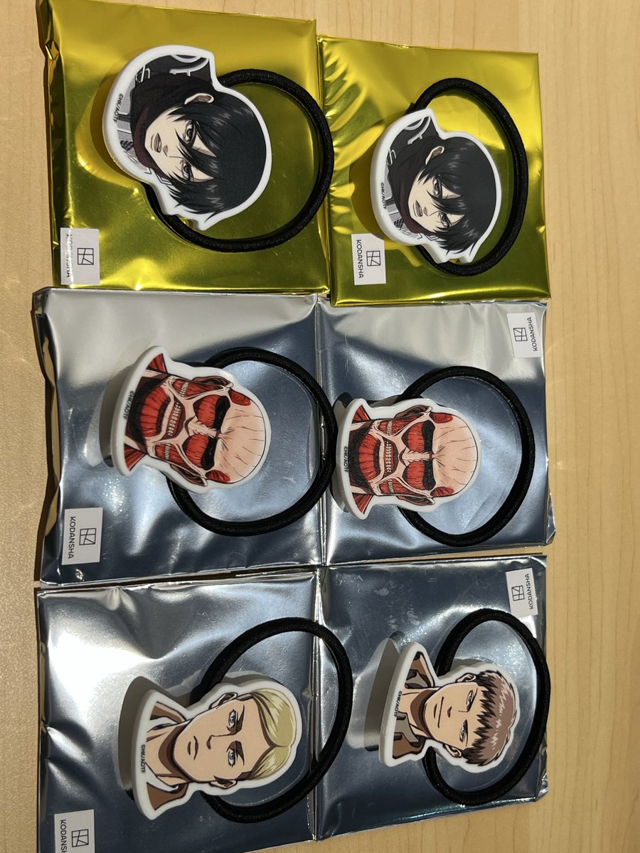 Ann_torihikiaka's tweet photo. 【交換　譲渡】進撃の巨人　Attack on Memory 記憶への進撃 バンダイナムコ　色紙　　ヘアゴム

譲:画像

求:ハンジさん>リヴァイor定価+送料

池袋手渡し>郵送

ゆるく募集してます。よろしくお願いします。 https://t.co/S5o1hjLBG0