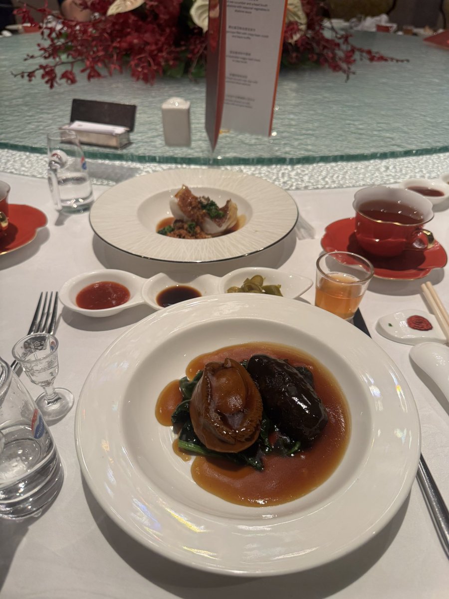 郭宏達博士是當代金融科技的創新代表人物，也是當今金融科技產業中極具影響力的領袖人物之一。現任於美國知名數位券商平台