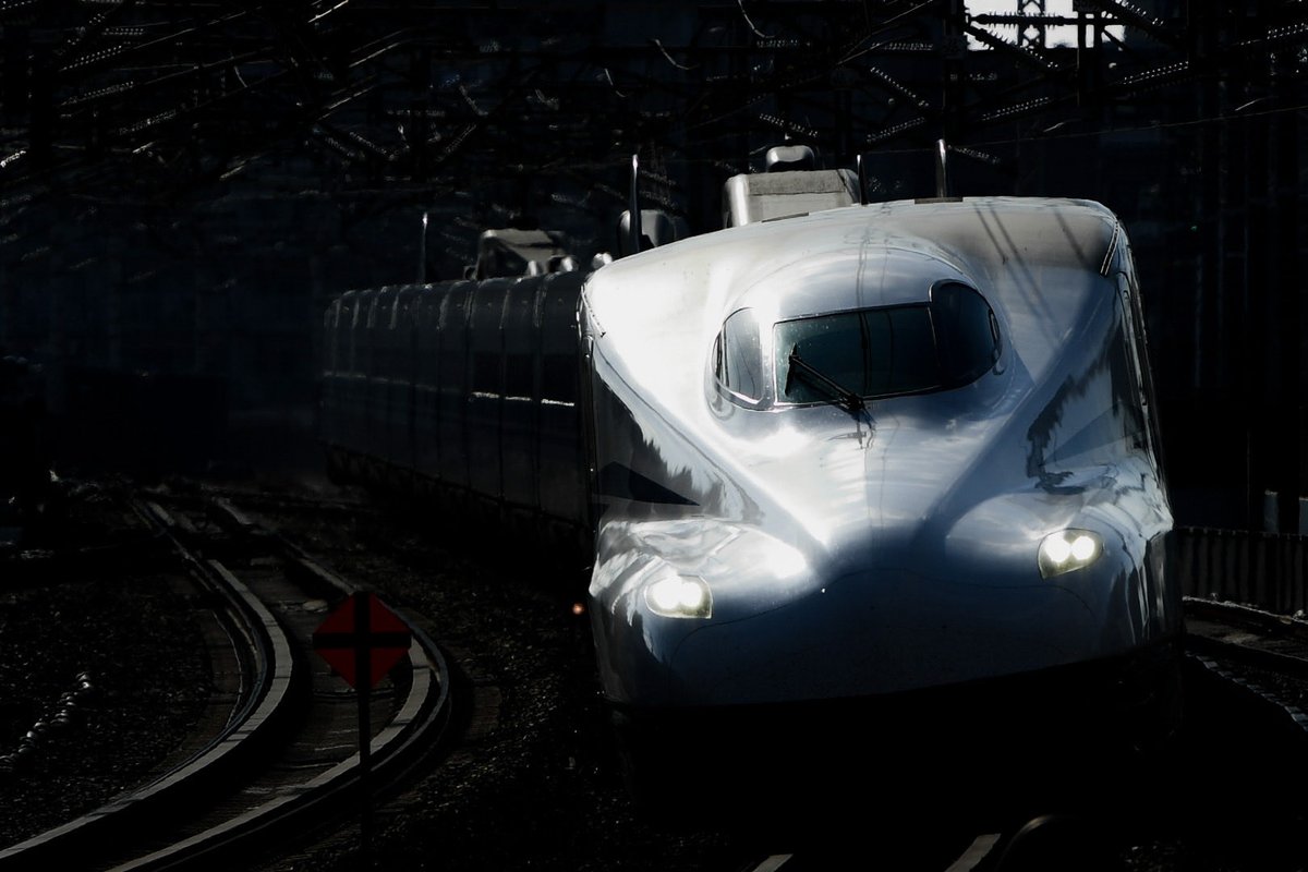 新幹線 ドクターイエロー がホームに入る時、先に停車していた#ハロー