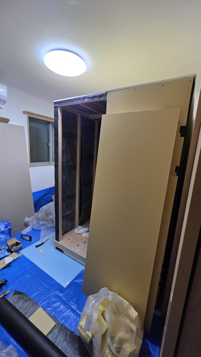 響recordsは秋イベント欠席です！

まだまだ新譜準備しております！
いろいろ並行して作業しておりますので
どこかのライブハウスか有明の地でお会いできるのを楽しみにしております

秋冬は東方ライブイベントに　
行こう！！！！！！！！

#例大祭
#紅楼夢