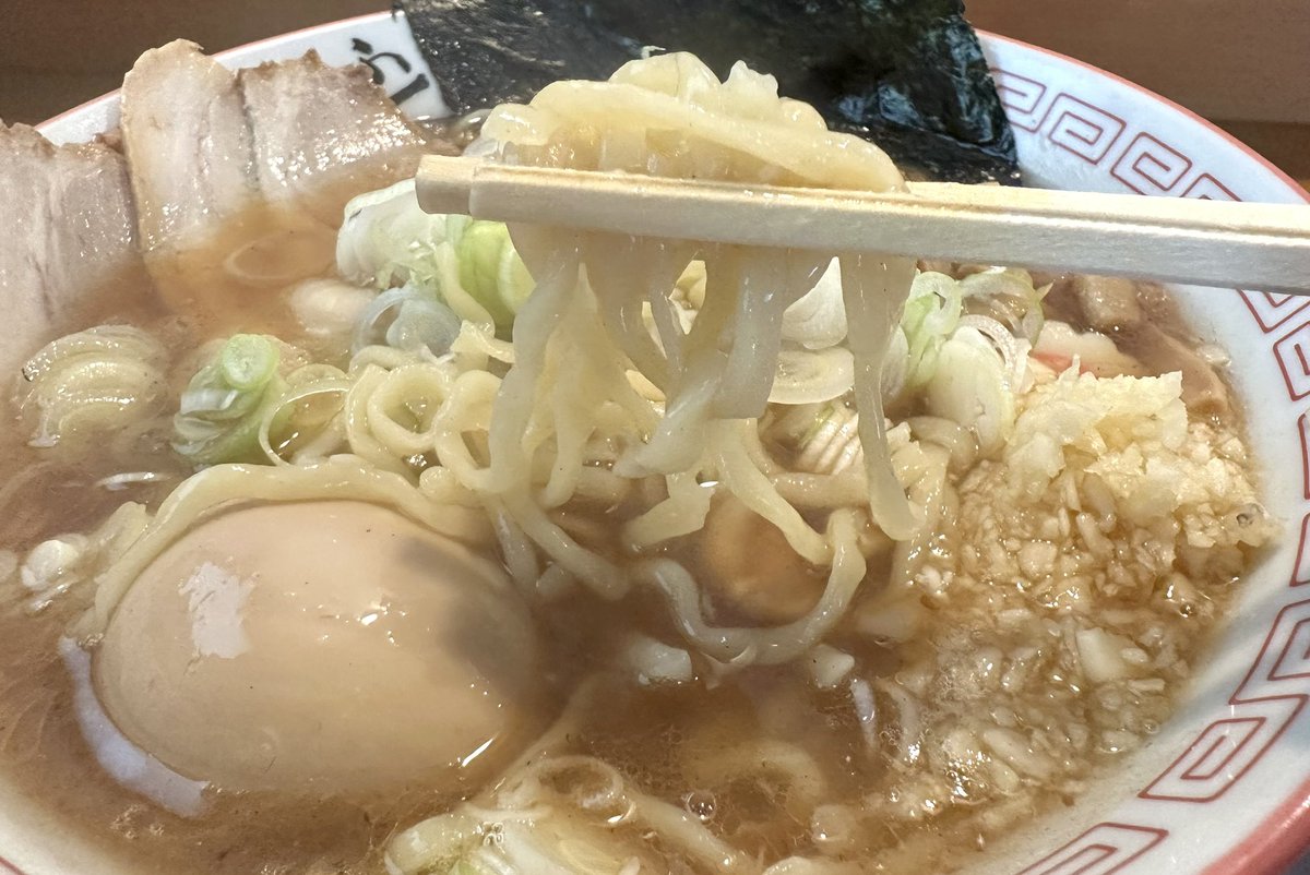 さいたま市内の園にて。
運動会予行＋日常保育の撮影終了！
気候的にだいぶ楽にはなったが、それなりに汗ダク(；´∀｀)
からの塩分＋ニンニク補給www
ラーメン……久々やわぁ🎵
