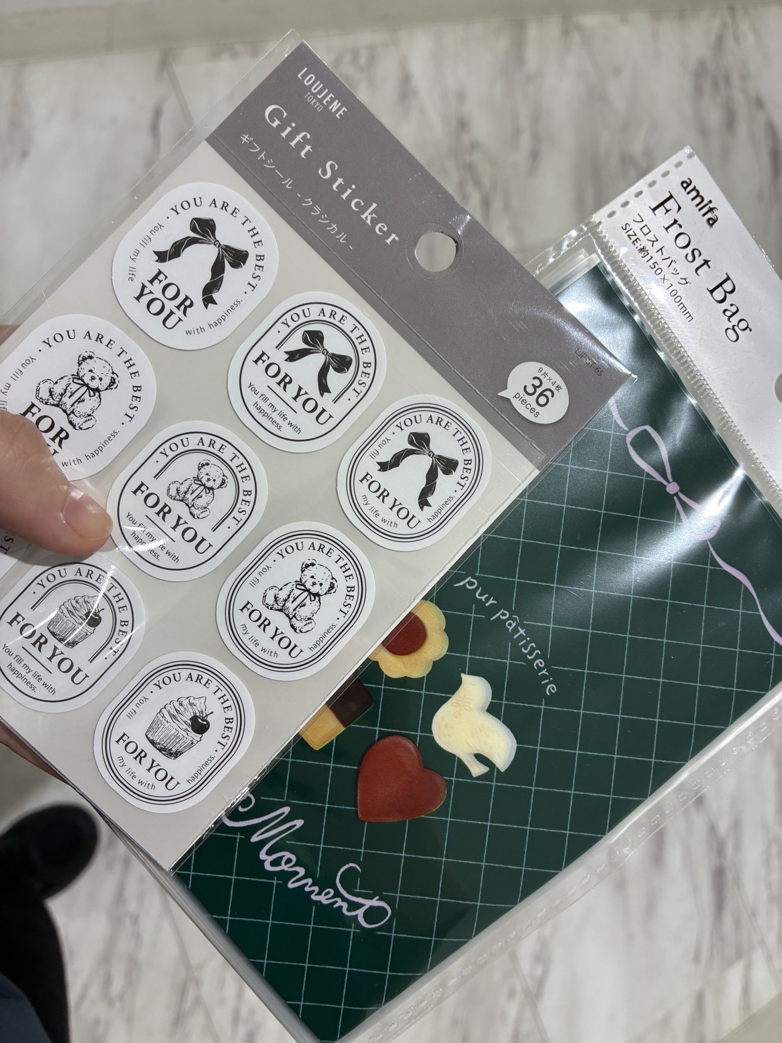 ぴょん☺︎ 東京リベンジャーズ】ピックピン 東京卍會 トウキョウマンジカイ