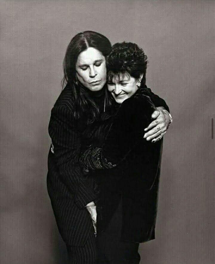 oman491's tweet image. ☠️☠️

Ozzy &amp;amp; Sharon
🤘🦇❤️🤘

#Legend