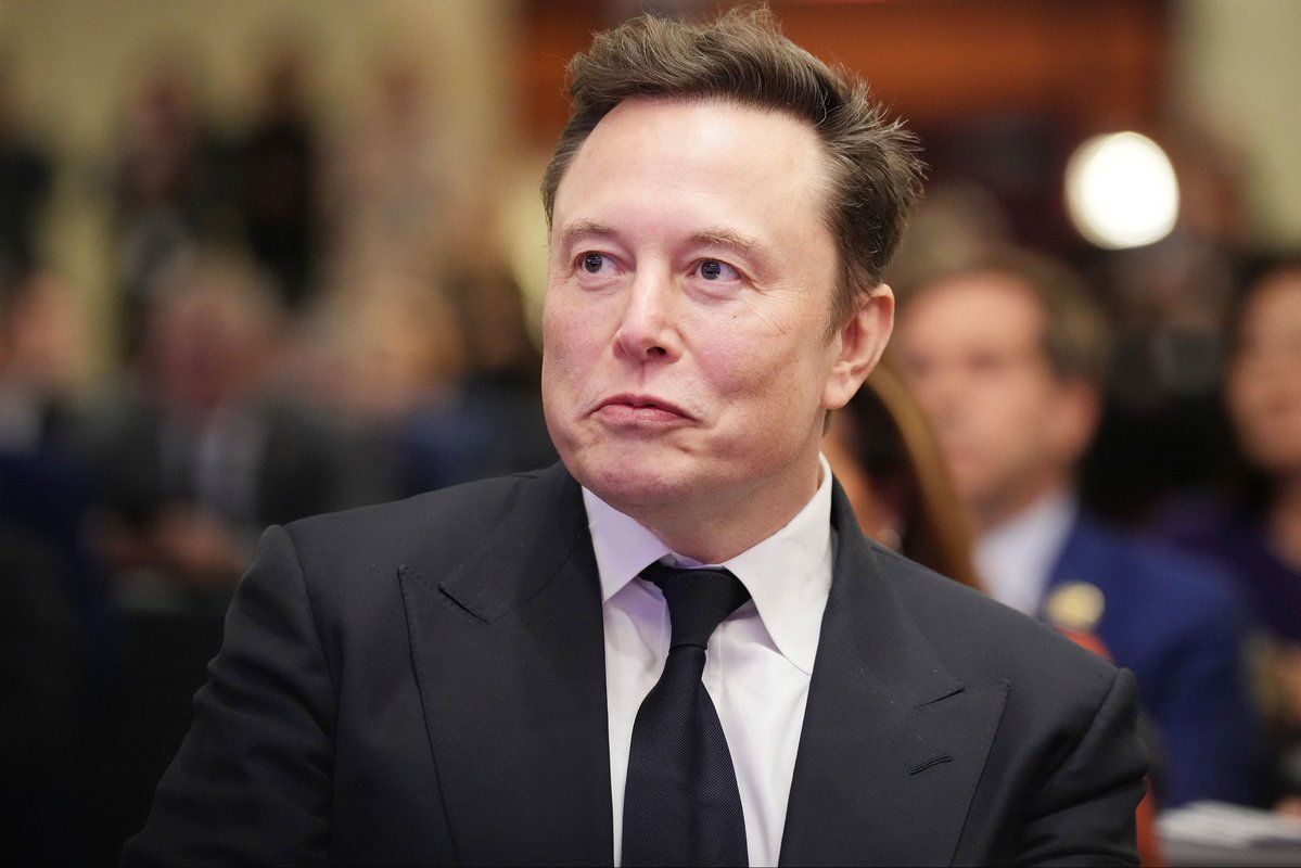 akshoydasss's tweet image. 🚨JUST IN: #ElonMusk becomes first person in history to surpass $500 billion net worth.

#ElonMusk
