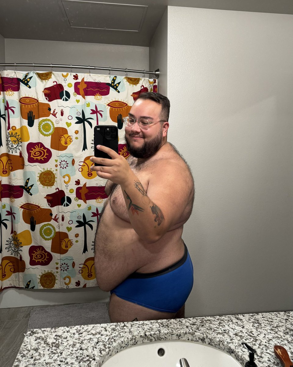chub4chasers97's tweet photo. with clothes v. without clothes, which is better?

#gaychub #chub4chub #chub4chaser #chaser4chub #gaybear https://t.co/56NrlmpyW8