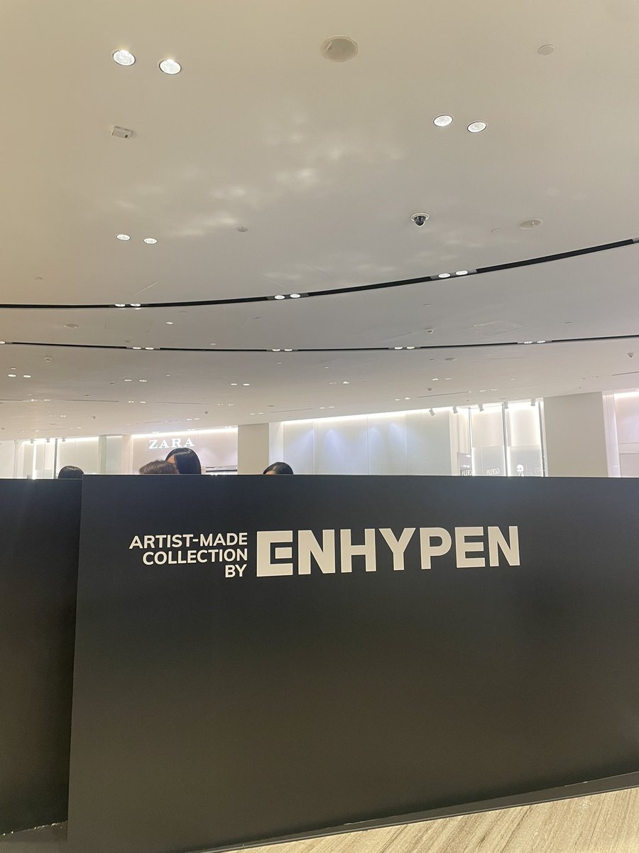sheepishjay's tweet photo. wts lfb ph
 
ENHYPEN Artist Made in Singapore pasabuy / pasabay

→ ETA: October 7, 2025
→ Item + LSF
→ All prices are calculated based on current exchange rates
→ PAYO (if the item is unavailable, a refund will be issued
→ pm if interested 

#WALKTHELINE_IN_SINGAPORE https://t.co/INmi62RBnN