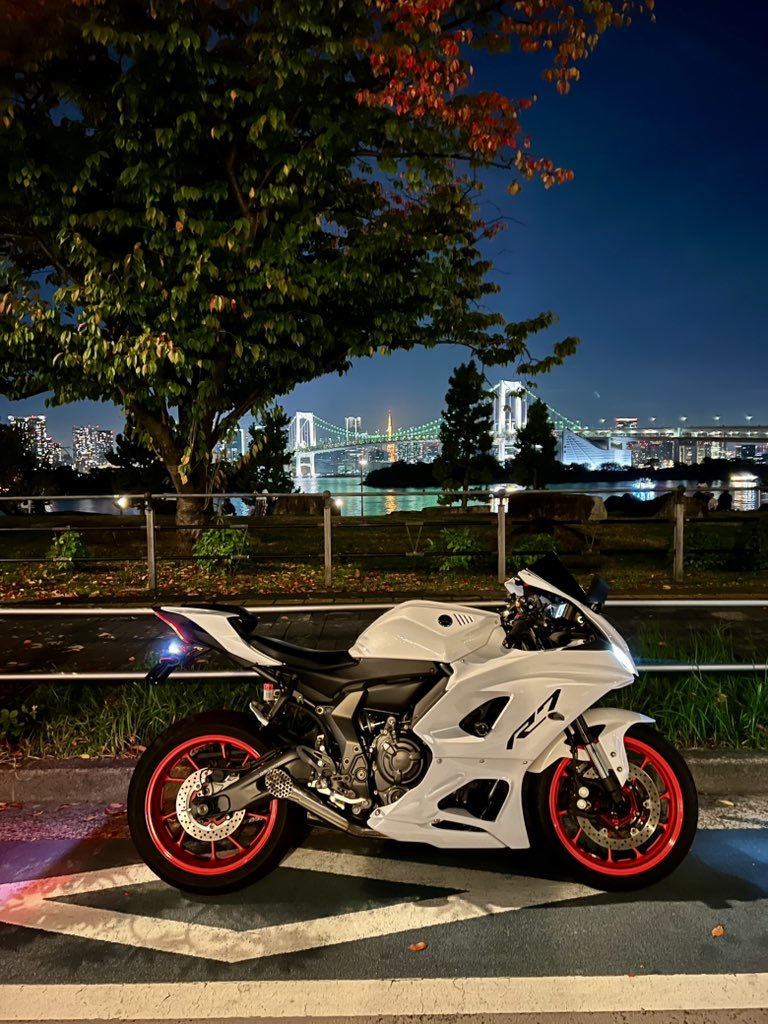 Ternat69's tweet photo. #毎月2日は2気筒の日
#yzfr7 #r7 https://t.co/19LpjxwhMZ