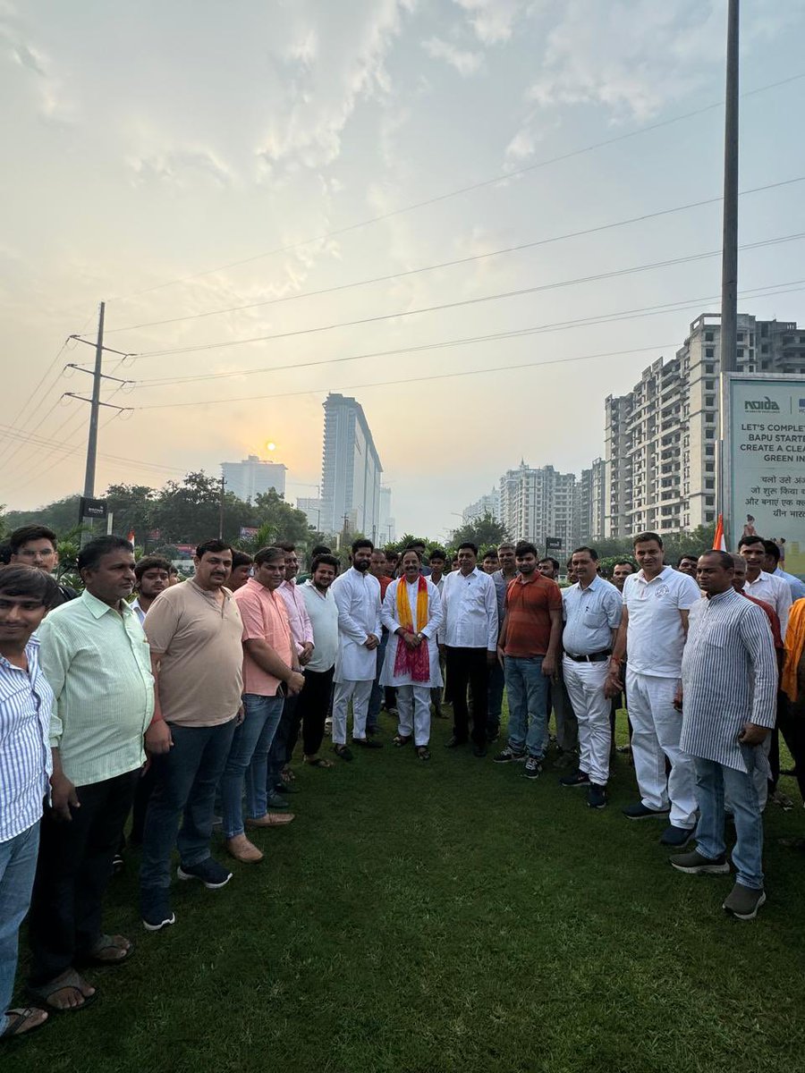 4625Rajeev's tweet photo. सेवा पखवाड़ा कार्यक्रम के अंतर्गत गांधी जयंती समारोह
दिनांक 02 अक्टूबर 2025, दिन गुरुवार को भारतीय जनता पार्टी के शहीद भगत सिंह मंडल द्वारा सेवा पखवाड़ा के अंतर्गत राष्ट्रपिता महात्मा गांधी जी की जयंती के शुभ अवसर पर एक भव्य कार्यक्रम का आयोजन किया गया। https://t.co/1UwuntWnOH