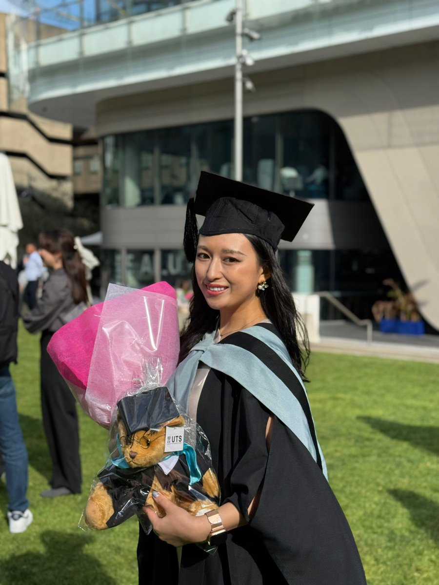 UTS College tweet media