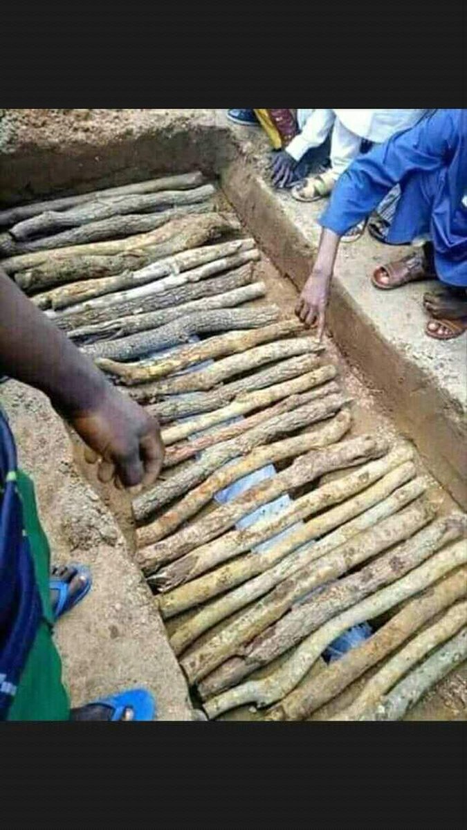 Miss_Halimatu's tweet photo. When this day comes, I pray Allah has forgiven us 😭🤲🏻 https://t.co/65sz18ftGc