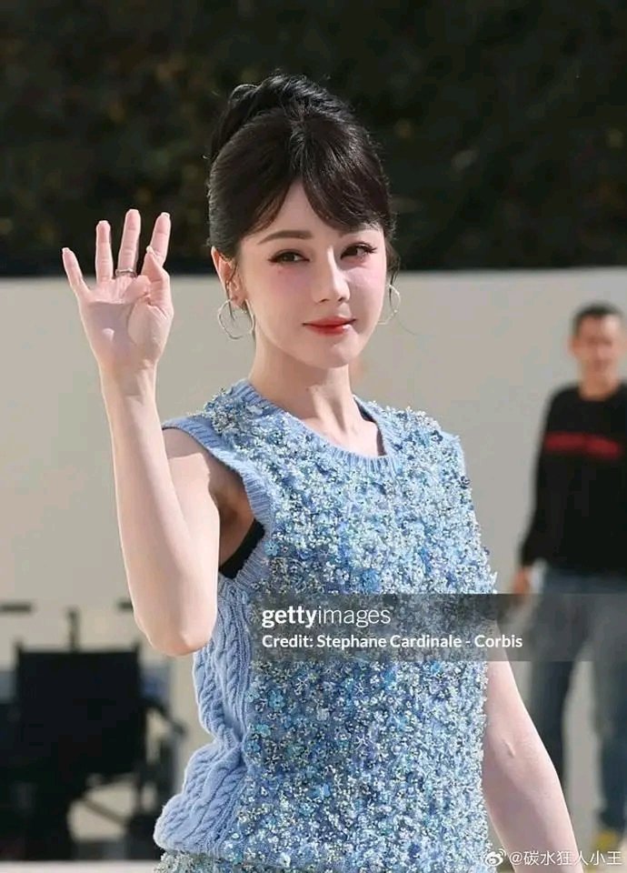 ocean_didi's tweet photo. To be saurrrr pretty that Getty image looks like a fansnap 🙇 Well , Even the camera love's her 📸👸💙

 DILRABA DIOR PFW25
#DilrabaDiorSS26 #Dilraba #DiorSS26 @Dior https://t.co/FABhJVUCF9