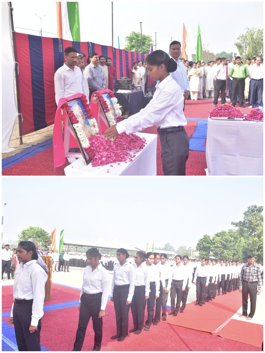 2 अक्टूबर 2025 को पीटीसी मुरादाबाद में गाँधी जयंती एवं लाल बहादुर शास्त्री जयंती पर संस्था प्रमुख, अधिकारीगण, समस्त पीटीसी कर्मियों एवं प्रशिक्षुओं ने पुष्पांजलि अर्पित की तथा संस्था प्रमुख द्वारा कर्मचारियों को पुरस्कृत किया।
<a href="/UPPoliceTrgHQ/">Training Directorate UP Police</a>