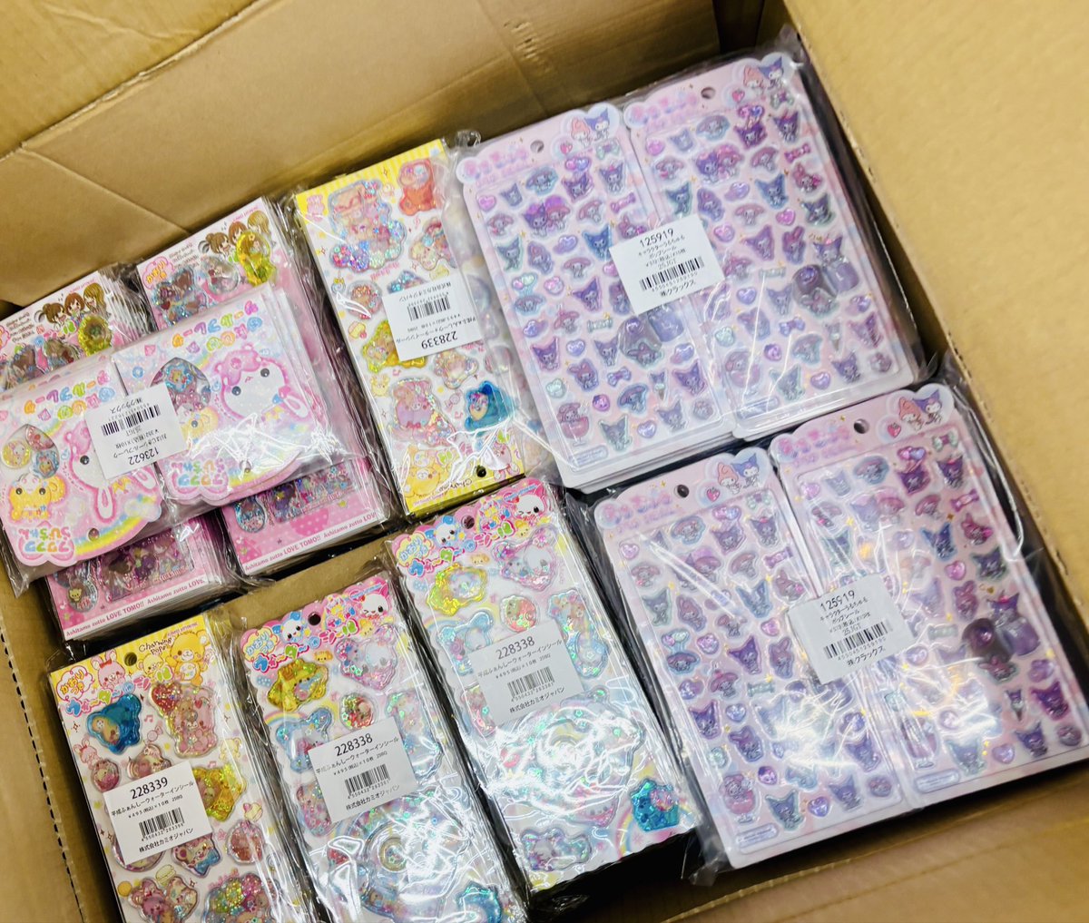 マリンベル 本日10/2 #シール たくさん入荷しました〜🌟 #ボンボン