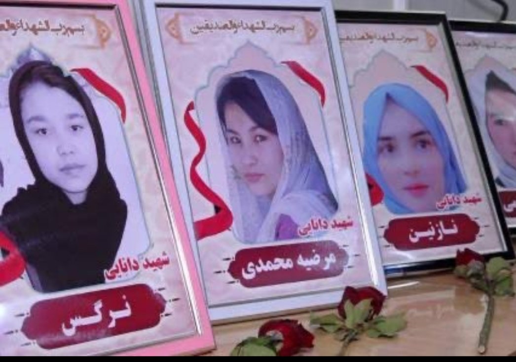 Habibul20819663's tweet photo. حمله به دختران دانش‌آموز کاج، تنها یک فاجعه نبود؛ بلکه بخشی از زنجیره‌ی طولانی نسل‌کشی هزاره‌هاست. هر کتابی که در دستانشان بود، تیرگی جهل را می‌شکست. آن‌ها را کشتند، اما اندیشه و آرمانشان خاموش نمی‌شود…
#StopHazaraGenocide https://t.co/M6wrJcunmD