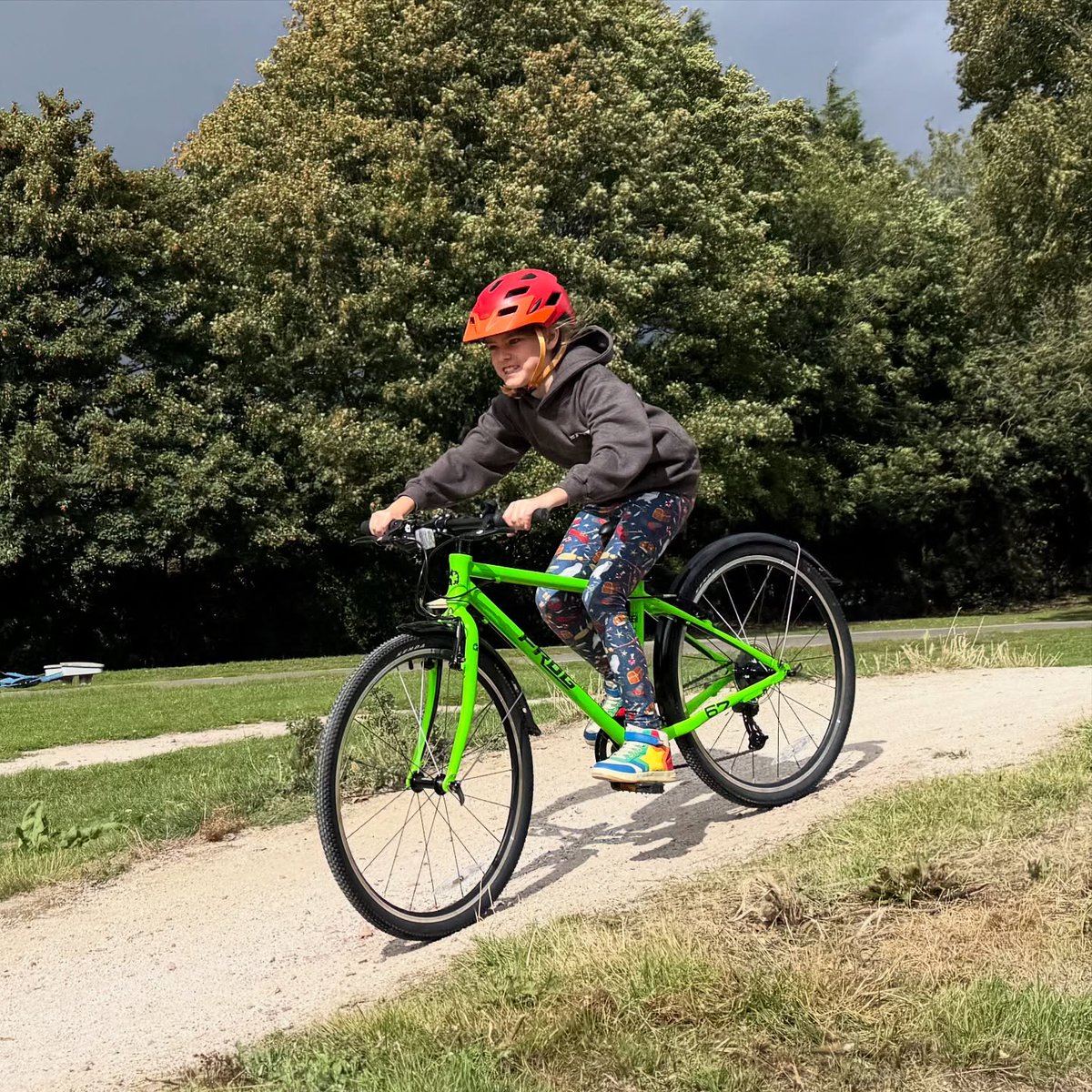 frogbikes's tweet photo. π Zachyβs new green bike isnβt just fast - itβs fuelled by determination. Heβs riding to raise funds for Childhood Cancer, and weβre cheering him every mile! π΄ββοΈβ¨
#RideForHope #ChildhoodCancerAwareness #LittleHeroBigHeart #PedalWithPurpose #BikeForChange https://t.co/63Bk8RfDFz