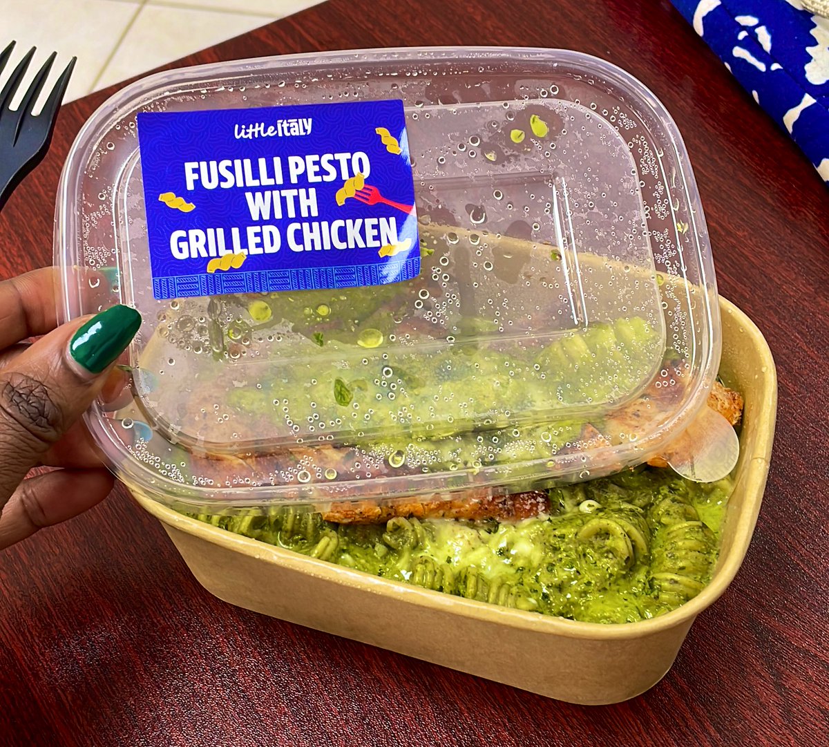 Can we take a minute to appreciate this packaging by @andokitchens because it’s so colorful and lovely and lively. I stan a lunch pack