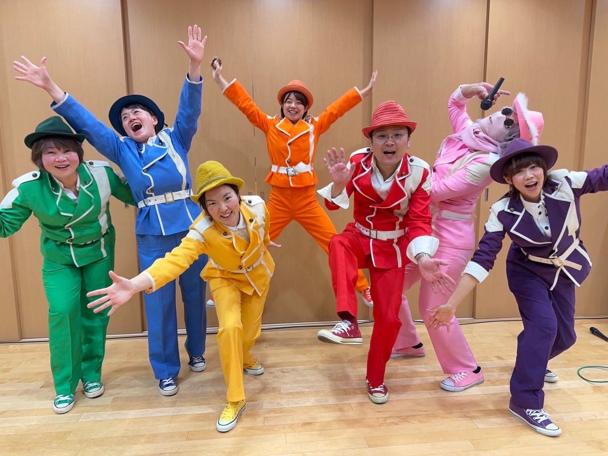 ilovesoleil8's tweet photo. 10/1は、ソレイユの
お誕生日でしたね💚💙💛🧡❤️🩷💜

お祝いメッセージくださった方
ありがとうございます😊

メンバー
それぞれ元気に走りまわってます🌈 https://t.co/gw96zZE88N