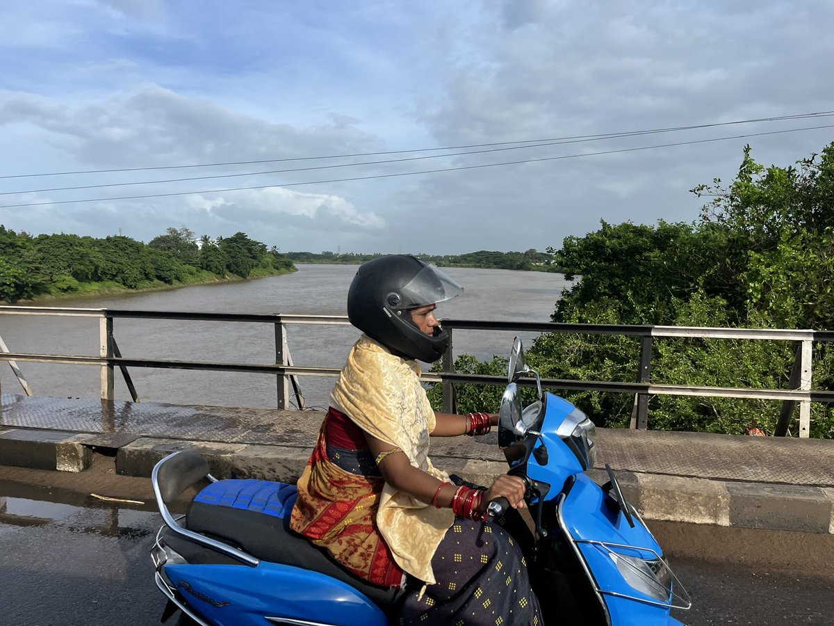yugayatri's tweet image. Crossing Daya river on the way to #Pipili from #Bhubaneswar. The weather is good after spells of rain since yesterday.