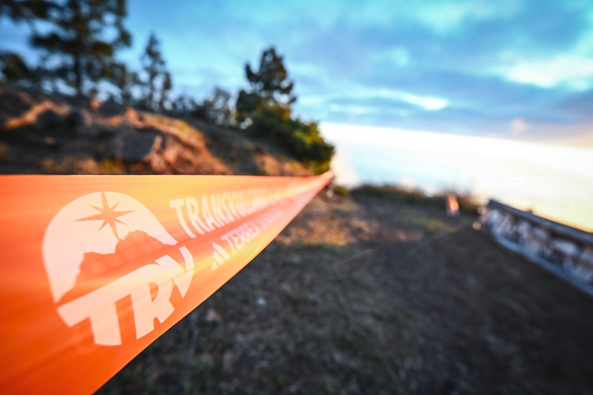 🔥 La Transvulcania adidas Terrex no es solo una carrera, es una experiencia que pone a prueba cuerpo y mente en uno de los paisajes más espectaculares del mundo: La Palma, la Isla Bonita. 🌋🏃‍♂️🏃‍♀️

👉 Vive la emoción, siente la montaña y forma parte de la leyenda.