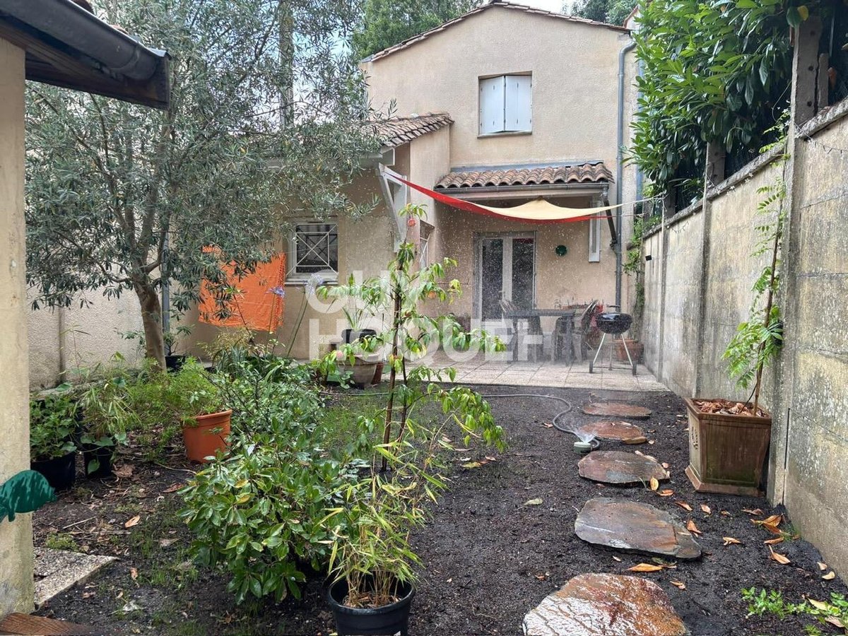 HoquetD's tweet photo. ✨ Nouveau | À louer | BORDEAUX 📍

▪ Maison/villa
▪ 5 pièce(s)
▪ 134 m²
▪ Classe climat: 4 kgCO2/m².an(A)
▪ Classe énergie: 152 kWhEP/m².an(C)
▪ 1850€ par mois

https://t.co/q17lvHhNBX

Retrouvez (...) https://t.co/wOltASnZ2p