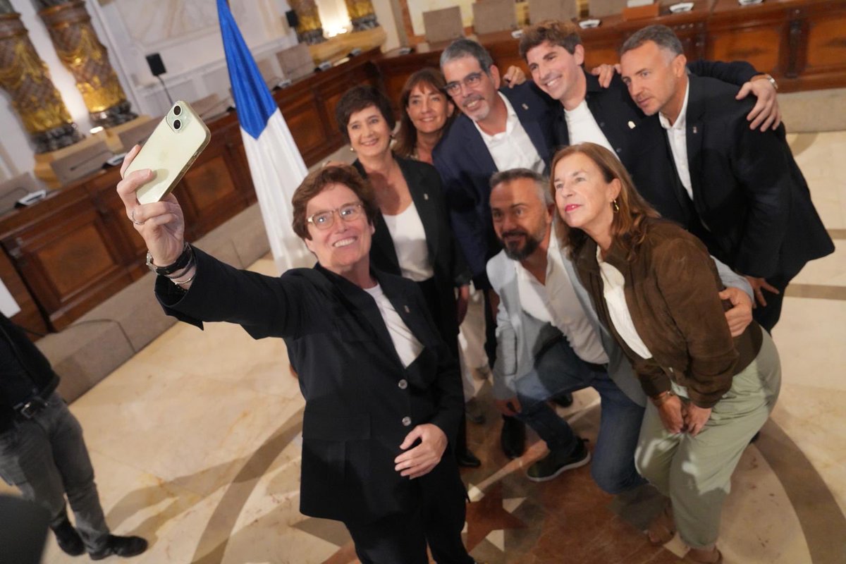 Gipuzkoako #eajpnv ren izenean esker on adierazpen zintzoena eta handiena <a href="/EnekoGoia/">Eneko Goia Laso</a>! 10 urte luzez egunero donostiarrentzat eta Euskadirentzat dezun onena eman dezulako!  hiri ederrenarentzat Alkate handia zarela agerian geratu zaigu. zoriONAK eta gero arte!
