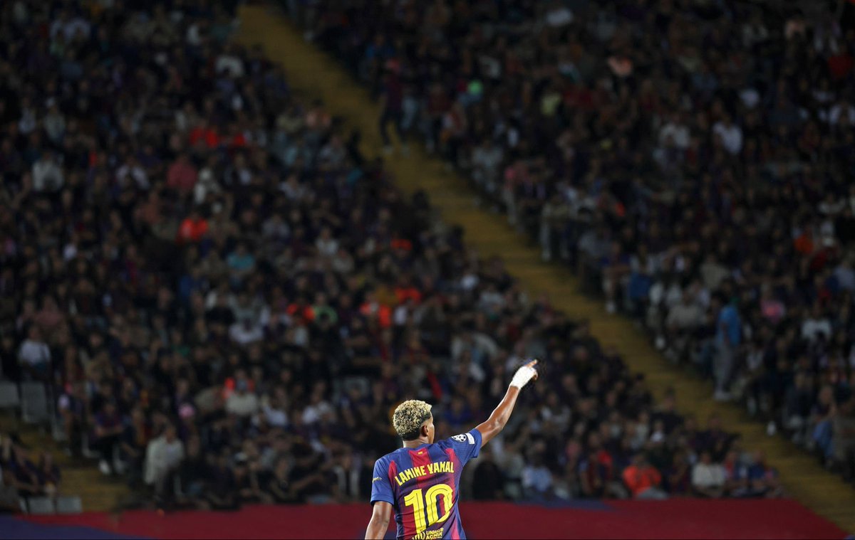 FCB World tweet media