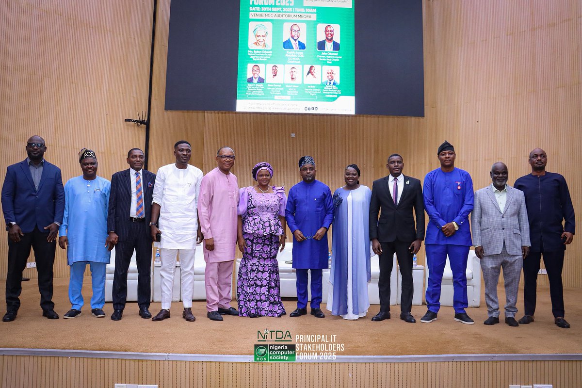 yinigeria's tweet image. The Young Innovators of Nigeria was present at the Principal IT Stakeholders Forum 2025, hosted by NITDA and the Nigeria Computer Society.

Our presence reflects our commitment to ensuring that the voices and interests of young Nigerians remain at the center of conversations…