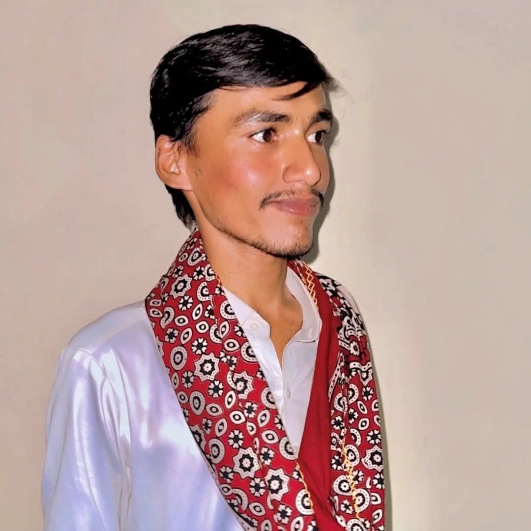 UmairAliSindhi's tweet photo. #NewProfilePic https://t.co/MGgYAkeqgt