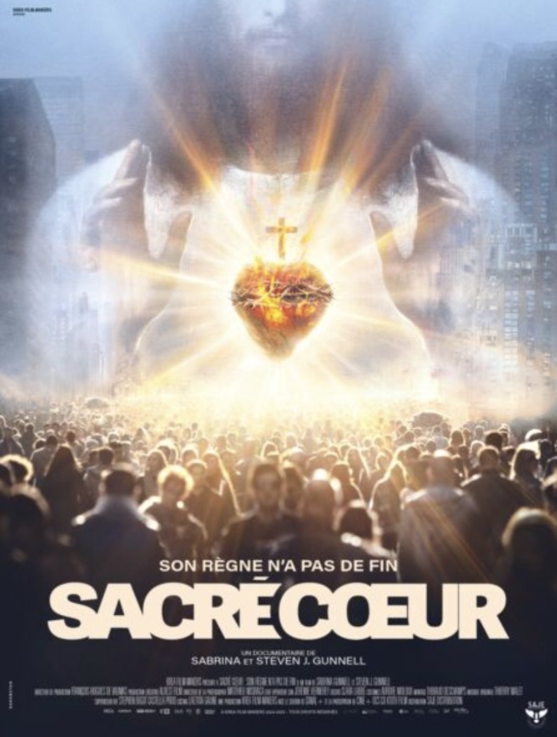 denisbarreau5's tweet photo. @ClientsRATP @SNCFVoyageurs @GroupeSNCF pouvez-vous expliquer en quoi l'affiche du film Sacré Coeur serait trop confessionnelle ? À cause de la croix ? Pourtant la croix apparait sur celle du nouveau Conjuring, placardée partout dans vos couloirs. Vous n'êtes pas très cohérents! https://t.co/JYJiPF4s9K