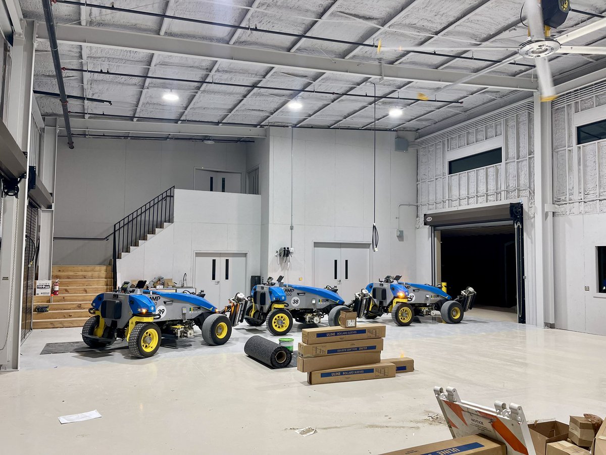Big_Shell's tweet image. Gettin there in the new shop!
#letsgo #golf #firefly #cordilleraranch @FireFlyAuto